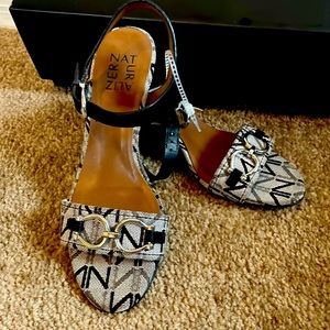 Naturalizer 2” wedge sandals